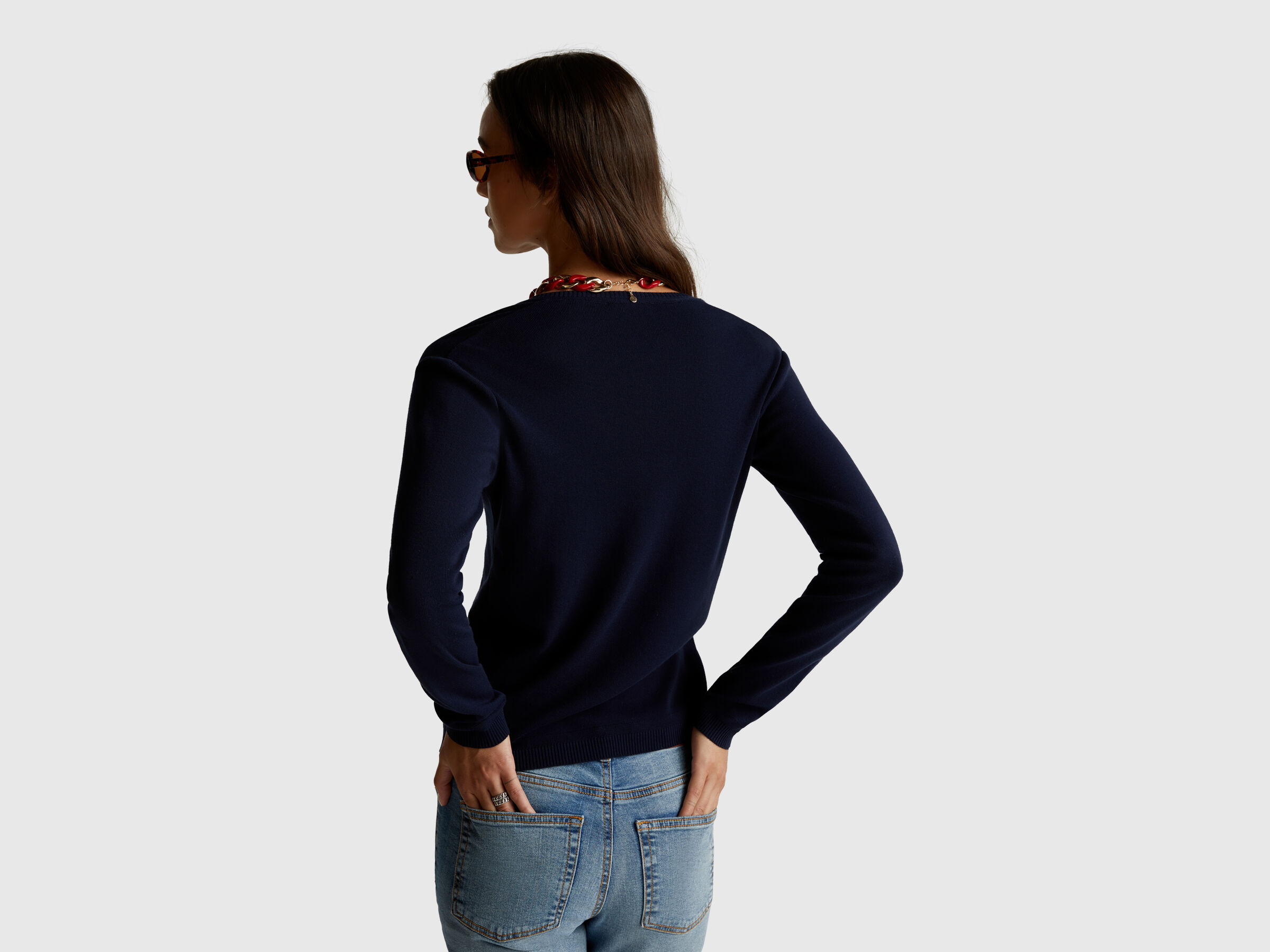 V NECK SWEATER L/S Women image number 2